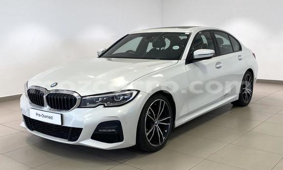 Nunua Ilio tumika BMW 3-Series Nyeupe Gari ndani ya Maputo nchini Maputo Nunua Ilio tumika BMW 3-Series Nyeupe Gari ndani ya Maputo nchini Maputo