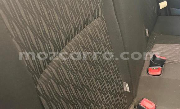 Tenga Tsaru Toyota Yaris Sirivha Mota in Maputo in Maputo Tenga Tsaru Toyota Yaris Sirivha Mota in Maputo in Maputo