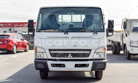 Comprar Importar Mitsubishi Canter Branco Caminhão em Import - Dubai em Cabo Delgado Comprar Importar Mitsubishi Canter Branco Caminhão em Import - Dubai em Cabo Delgado