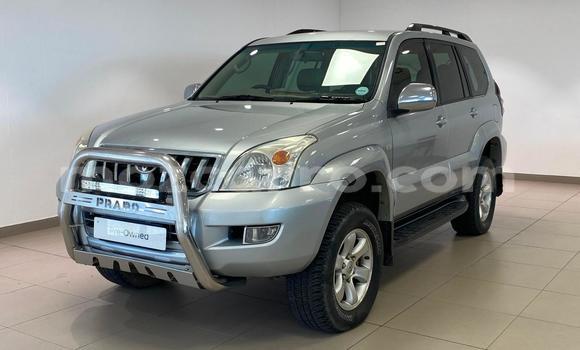 Tenga Tsaru Toyota Land Cruiser Prado Zvimwe Mota in Maputo in Maputo Tenga Tsaru Toyota Land Cruiser Prado Zvimwe Mota in Maputo in Maputo
