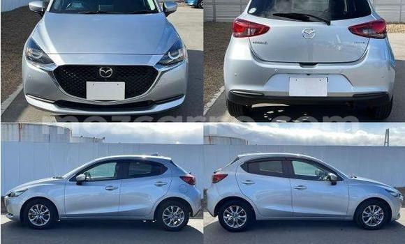 Nunua Ilio tumika Mazda Mazda 2 Fedha Gari ndani ya Maputo nchini Maputo Nunua Ilio tumika Mazda Mazda 2 Fedha Gari ndani ya Maputo nchini Maputo