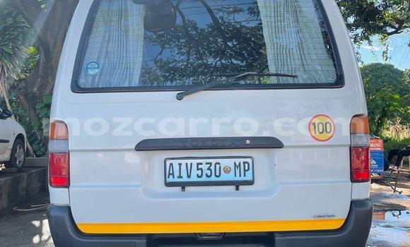 Comprar Novo Toyota Hiace Branco Carro em Maputo em Maputo Comprar Novo Toyota Hiace Branco Carro em Maputo em Maputo