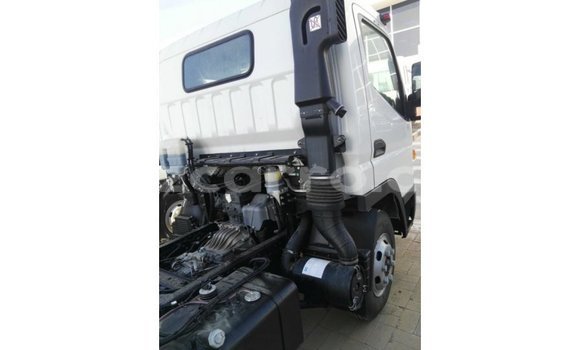 Comprar Importar Mitsubishi i Branco Carro em Import - Dubai em Cabo Delgado Comprar Importar Mitsubishi i Branco Carro em Import - Dubai em Cabo Delgado