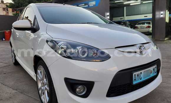 Comprar Novo Mazda Demio Branco Carro em Maputo em Maputo Comprar Novo Mazda Demio Branco Carro em Maputo em Maputo
