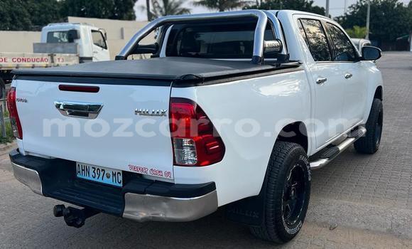 Nunua Ilio tumika Toyota Hiluxe Revo Nyeupe Gari ndani ya Maputo nchini Maputo Nunua Ilio tumika Toyota Hiluxe Revo Nyeupe Gari ndani ya Maputo nchini Maputo