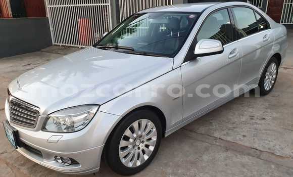 Comprar Usado Mercedes-Benz C-Classe Prata Carro em Maputo em Maputo