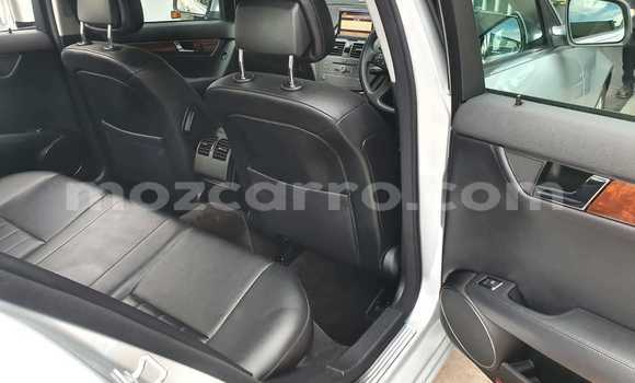 Nunua Ilio tumika Mercedes-Benz C-Classe Fedha Gari ndani ya Maputo nchini Maputo Nunua Ilio tumika Mercedes-Benz C-Classe Fedha Gari ndani ya Maputo nchini Maputo