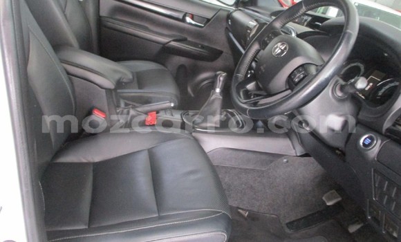 Tenga Tsaru Toyota Hilux Chena Mota in Maputo in Maputo Tenga Tsaru Toyota Hilux Chena Mota in Maputo in Maputo