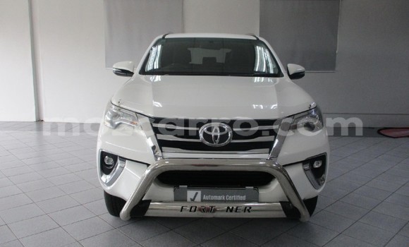 Comprar Usado Toyota Fortuner Branco Carro em Maputo em Maputo Comprar Usado Toyota Fortuner Branco Carro em Maputo em Maputo