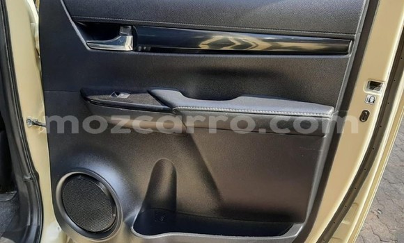 Tenga Tsaru Toyota Hilux Zvimwe Mota in Inhambane in Inhambane Tenga Tsaru Toyota Hilux Zvimwe Mota in Inhambane in Inhambane