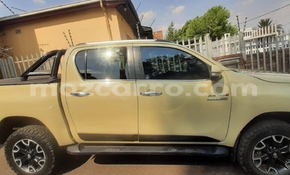 Tenga Tsaru Toyota Hilux Zvimwe Mota in Inhambane in Inhambane Tenga Tsaru Toyota Hilux Zvimwe Mota in Inhambane in Inhambane