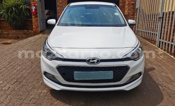 Nunua Ilio tumika Hyundai i20 Nyeupe Gari ndani ya Manhiça nchini Maputo Nunua Ilio tumika Hyundai i20 Nyeupe Gari ndani ya Manhiça nchini Maputo