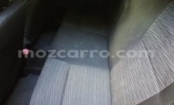 Nunua Ilio tumika Renault Sandero Nyekundu Gari ndani ya Maputo nchini Maputo Nunua Ilio tumika Renault Sandero Nyekundu Gari ndani ya Maputo nchini Maputo