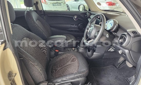 Buy Used MINI Hatch Other Car in Maputo in Maputo Buy Used MINI Hatch Other Car in Maputo in Maputo