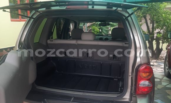 Comprar Usado Jeep Cherokee De outros Carro em Maputo em Maputo Comprar Usado Jeep Cherokee De outros Carro em Maputo em Maputo