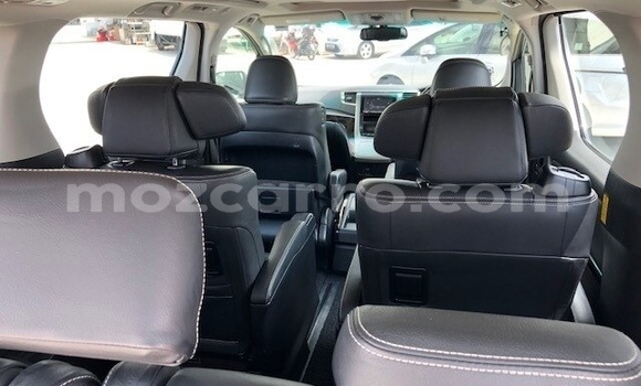 Nunua Ilio tumika Toyota Alphard Fedha Gari ndani ya Maputo nchini Maputo Nunua Ilio tumika Toyota Alphard Fedha Gari ndani ya Maputo nchini Maputo