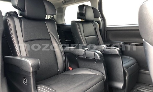 Nunua Ilio tumika Toyota Alphard Fedha Gari ndani ya Maputo nchini Maputo Nunua Ilio tumika Toyota Alphard Fedha Gari ndani ya Maputo nchini Maputo