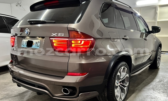 Nunua Ilio tumika BMW X5 Nyingine Gari ndani ya Maputo nchini Maputo Nunua Ilio tumika BMW X5 Nyingine Gari ndani ya Maputo nchini Maputo