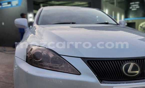 Buy New Lexus IS White Car in Maputo in Maputo Buy New Lexus IS White Car in Maputo in Maputo
