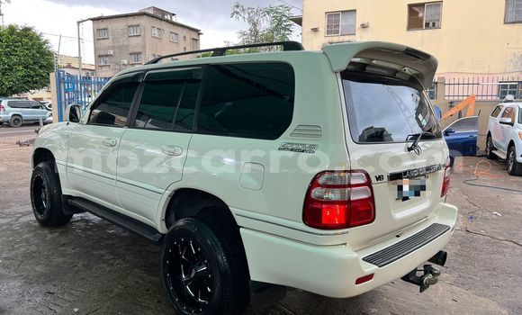 Buy Used Toyota Land Cruiser White Car in Maputo in Maputo Buy Used Toyota Land Cruiser White Car in Maputo in Maputo