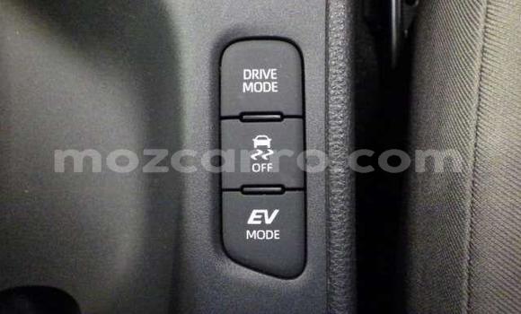 Buy Used Toyota Yaris Red Car in Inhambane in Inhambane Buy Used Toyota Yaris Red Car in Inhambane in Inhambane