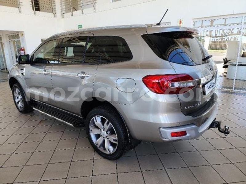 Big with watermark ford everest maputo maputo 13770