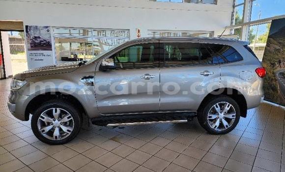 Nunua Ilio tumika Ford Everest Nyingine Gari ndani ya Maputo nchini Maputo Nunua Ilio tumika Ford Everest Nyingine Gari ndani ya Maputo nchini Maputo