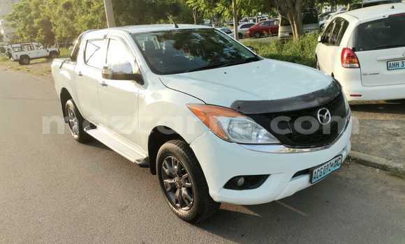 Tenga Tsaru Mazda BT-50 Chena Mota in Maputo in Maputo Tenga Tsaru Mazda BT-50 Chena Mota in Maputo in Maputo