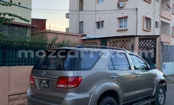 Comprar Usado Toyota Fortuner De outros Carro em Maputo em Maputo Comprar Usado Toyota Fortuner De outros Carro em Maputo em Maputo