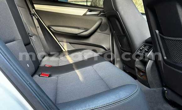 Nunua Mpya BMW X3 Nyeupe Gari ndani ya Maputo nchini Maputo Nunua Mpya BMW X3 Nyeupe Gari ndani ya Maputo nchini Maputo