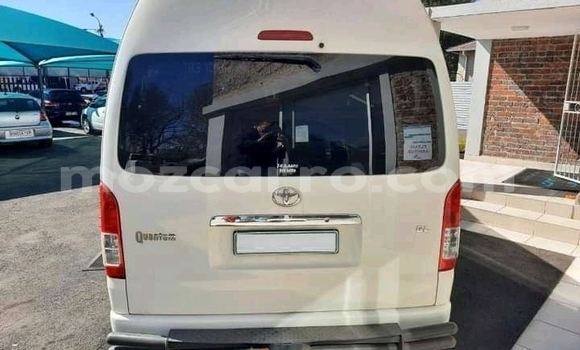 Comprar Usado Toyota Hiace Branco Carro em Maputo em Maputo Comprar Usado Toyota Hiace Branco Carro em Maputo em Maputo