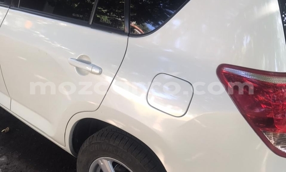 Tenga Tsaru Toyota RAV4 Chena Mota in Maputo in Maputo Tenga Tsaru Toyota RAV4 Chena Mota in Maputo in Maputo