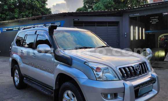 Comprar Usado Toyota Prado De outros Carro em Maputo em Maputo