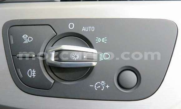 Nunua Ilio tumika Audi A4 Nyekundu Gari ndani ya Maputo nchini Maputo Nunua Ilio tumika Audi A4 Nyekundu Gari ndani ya Maputo nchini Maputo