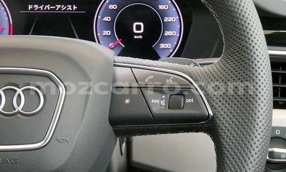 Nunua Ilio tumika Audi A4 Nyekundu Gari ndani ya Maputo nchini Maputo Nunua Ilio tumika Audi A4 Nyekundu Gari ndani ya Maputo nchini Maputo