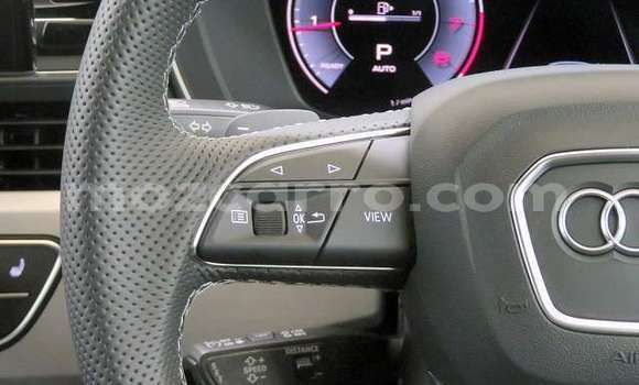 Nunua Ilio tumika Audi A4 Nyekundu Gari ndani ya Maputo nchini Maputo Nunua Ilio tumika Audi A4 Nyekundu Gari ndani ya Maputo nchini Maputo