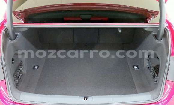 Nunua Ilio tumika Audi A4 Nyekundu Gari ndani ya Maputo nchini Maputo Nunua Ilio tumika Audi A4 Nyekundu Gari ndani ya Maputo nchini Maputo