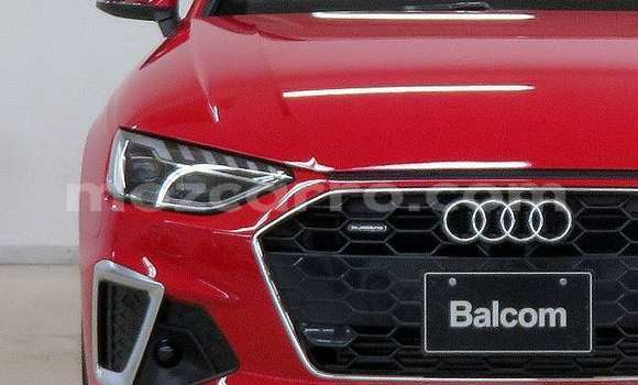 Nunua Ilio tumika Audi A4 Nyekundu Gari ndani ya Maputo nchini Maputo Nunua Ilio tumika Audi A4 Nyekundu Gari ndani ya Maputo nchini Maputo