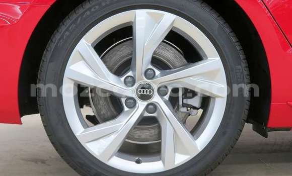 Nunua Ilio tumika Audi A4 Nyekundu Gari ndani ya Maputo nchini Maputo Nunua Ilio tumika Audi A4 Nyekundu Gari ndani ya Maputo nchini Maputo