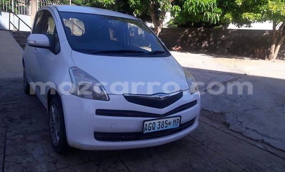 Comprar Usado Toyota Ractis Branco Carro em Maputo em Maputo Comprar Usado Toyota Ractis Branco Carro em Maputo em Maputo
