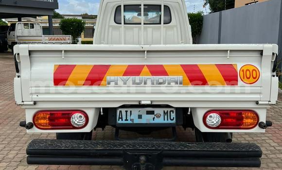 Buy New Hyundai H1 White Car in Maputo in Maputo Buy New Hyundai H1 White Car in Maputo in Maputo