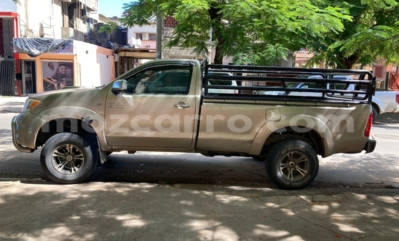 Nunua Ilio tumika Toyota Hilux Nyingine Gari ndani ya Maputo nchini Maputo Nunua Ilio tumika Toyota Hilux Nyingine Gari ndani ya Maputo nchini Maputo