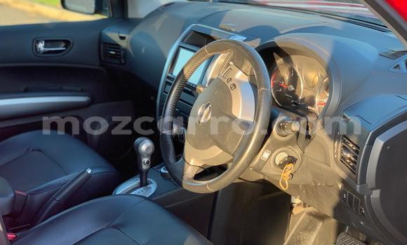 Tenga Tsaru Nissan X-Trail Tsvuku Mota in Maputo in Maputo Tenga Tsaru Nissan X-Trail Tsvuku Mota in Maputo in Maputo