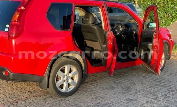 Tenga Tsaru Nissan X-Trail Tsvuku Mota in Maputo in Maputo Tenga Tsaru Nissan X-Trail Tsvuku Mota in Maputo in Maputo