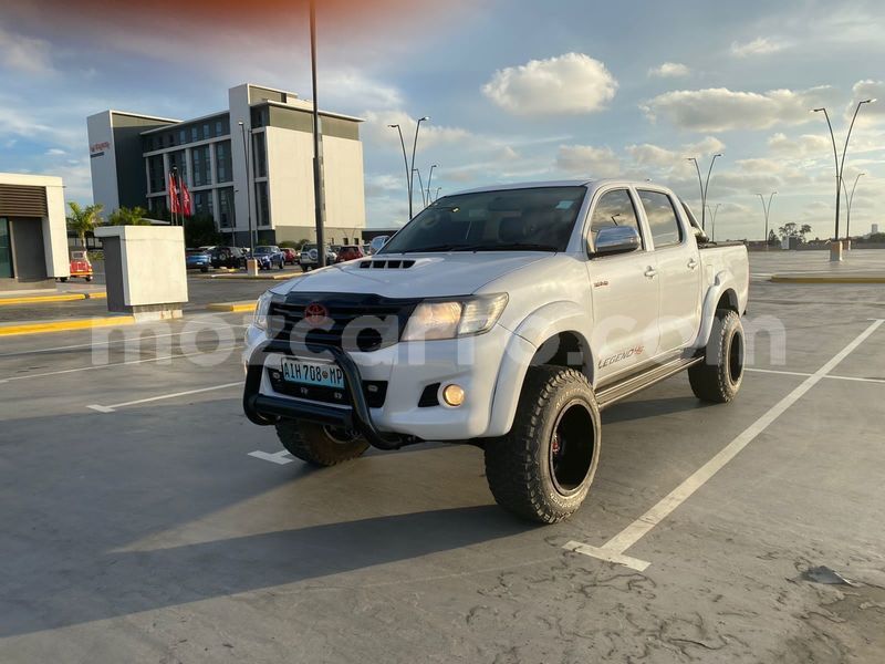 Big with watermark toyota hilux maputo maputo 13805