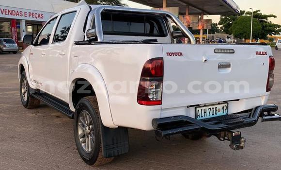 Buy Used Toyota Hilux White Car in Maputo in Maputo Buy Used Toyota Hilux White Car in Maputo in Maputo