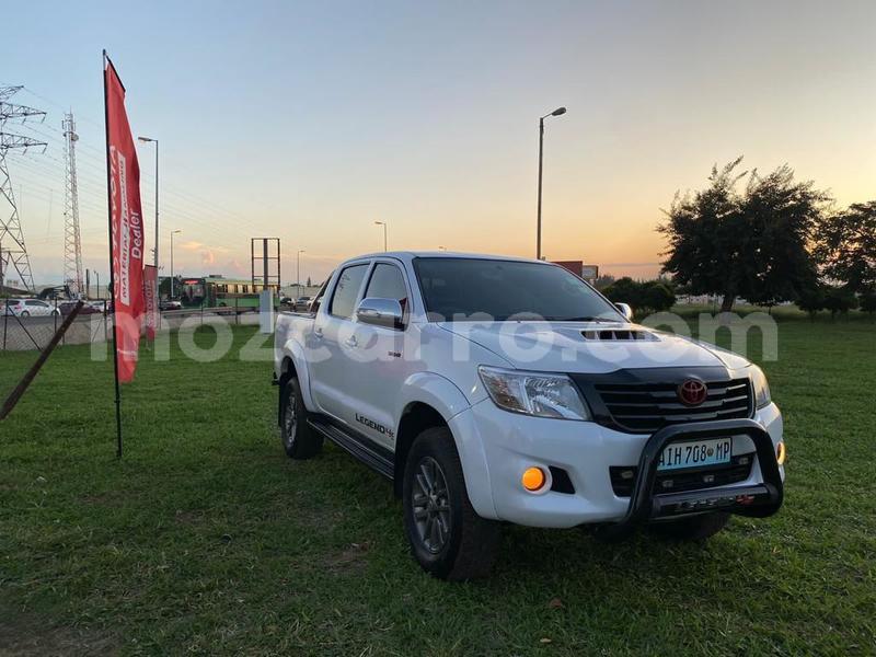 Big with watermark toyota hilux maputo maputo 13806