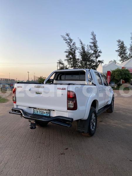 Big with watermark toyota hilux maputo maputo 13806