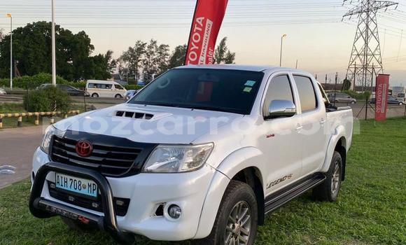 Buy Used Toyota Hilux White Car in Maputo in Maputo Buy Used Toyota Hilux White Car in Maputo in Maputo