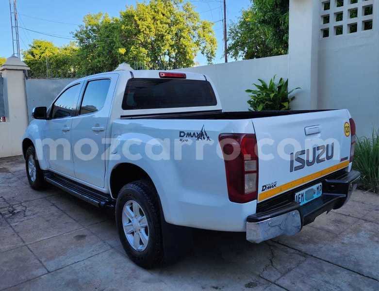 Big with watermark isuzu d max maputo maputo 13809